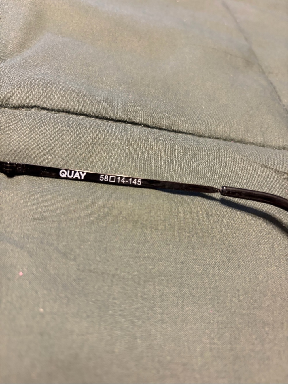Quay Australia Black Metal Frame Sunglasses - Picture 3 of 9